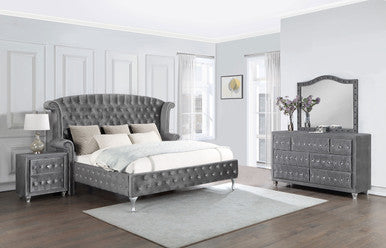 Deanna Bedroom Traditional Metallic Eastern King Four-Piece Set