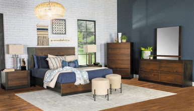 Azalia 5-piece Queen Rectangular Bedroom Set Black and Walnut