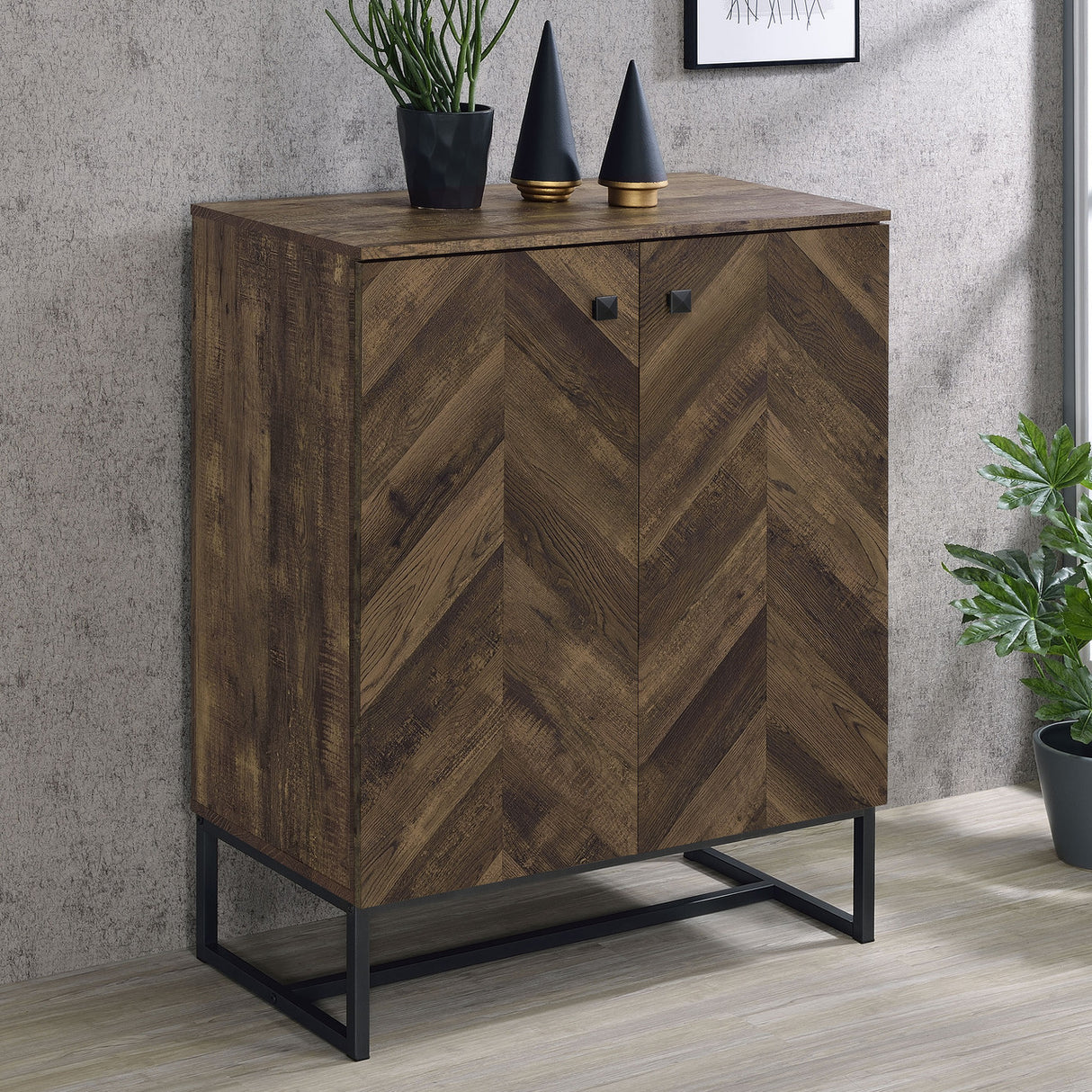 Carolyn 2-door Accent Cabinet Rustic Oak and Gunmetal (Brown)